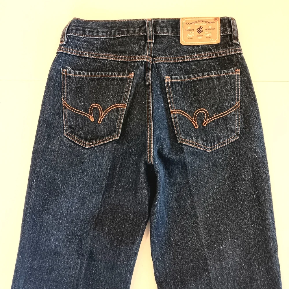 Vintage Rocawear baggy dark blue jeans. Size 12